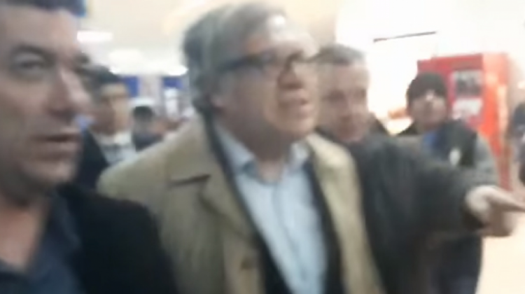 Luis Almagro llega a Bolivia. Foto: Captura de video