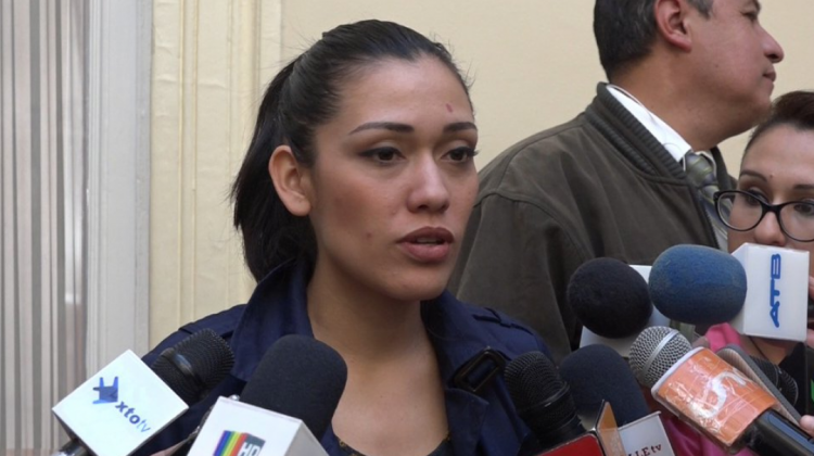 La presidenta de la Cámara de Senadores, Adriana Salvatierra. Foto: Senado Bolivia.