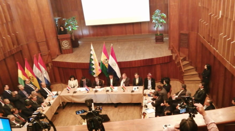 Cuerpodiplomático de Paraguay y Bolivia y empresarios en la reunión en la CNC. Foto: ANF