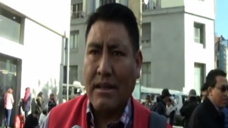 Representante de los trabajadores fabriles, Samuel Huanca Foto: Captura de Pantalla.