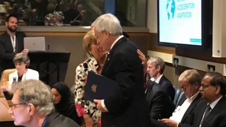 El Presidente Sebastián Piñera y su antecesora, Michelle Bachelet, se saludaron en la ONU. Foto/Cooperativa Cl