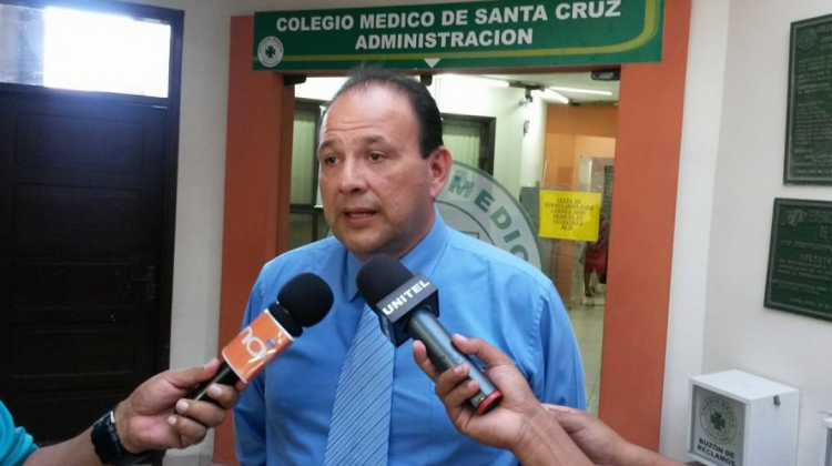 Presidente del Colegio Médico de Bolivia, Erwin Viruez. Foto: Fides
