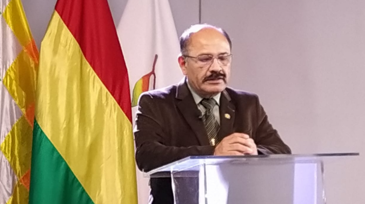 Aníbal Cruz, ministro de Salud de Bolivia. Foto: Captura de video.