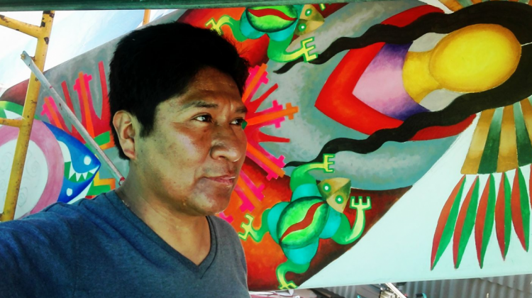 El artista Mamani Mamani. Foto: Roberto Mamani