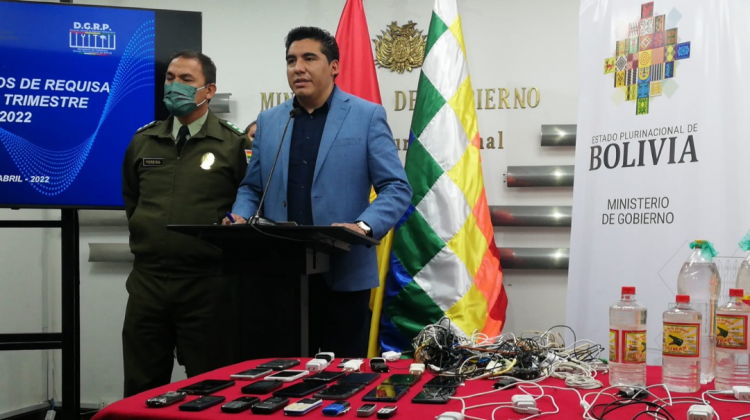 Director de Régimen Penitenciario, Juan Carlos Limpias, en conferencia de prensa. Foto: ANF.