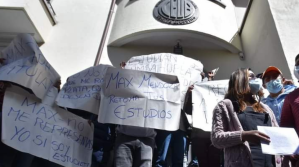Universitarios toman el CEUB en protesta por la dirigencia irregular de Max Mendoza