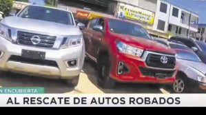 Una empresa chilena de renta de autos reclama la camioneta roja que era vendida en Yapacaní