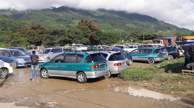 Venta de autos chutos.