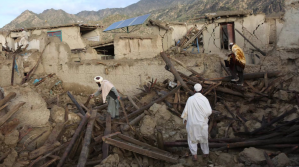 Mueren cinco personas a causa de un nuevo terremoto en el este de Afganistán