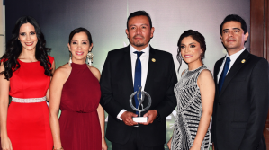 Los Premios Maya reconocen la trayectoria de la UPB