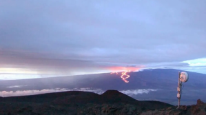 Hawái se prepara ante la posibilidad de que la lava del Mauna Loa alcance una carretera principal