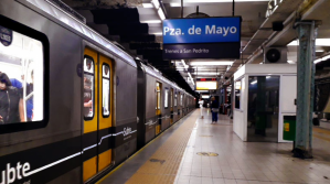 Gobierno argentino anuncia la subida del 40% del transporte público para principios de 2023
