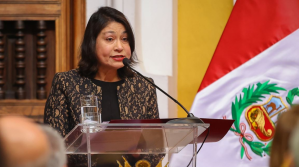 Ministra de Exteriores de Perú reconoce falta de pruebas para vincular las protestas con grupos criminales