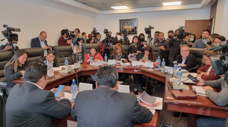 Comision Comision