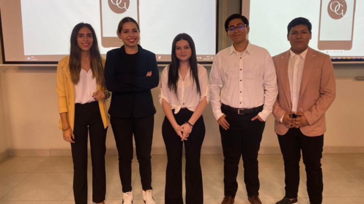 Estudiantes expositores: Idea de Negocio ON-GOING