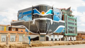 La arquitectura alteña se levanta con millonarias inversiones, hasta de $us 2 MM en los “cholets”