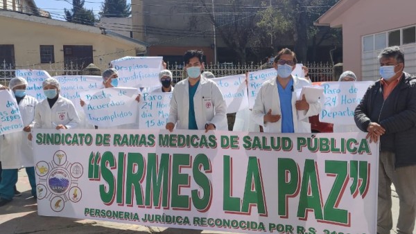 Médicos en una de sus protestas. Foto: Sirmes