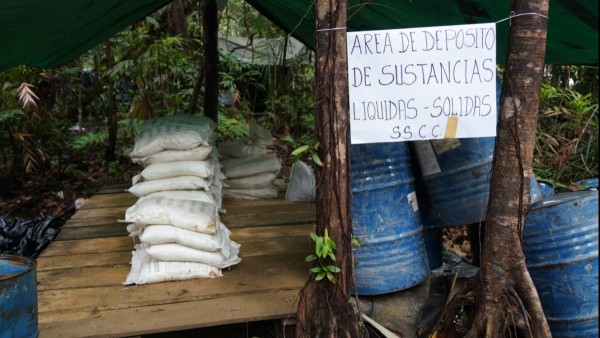 Una de las fábricas de droga que se encontraba en el municipio de Villa Tunari. Foto: Ministerio de Gobierno