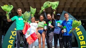 Más victorias: La atleta boliviana Jhoselyn Camargo ganó la Media Maratón de Medellín