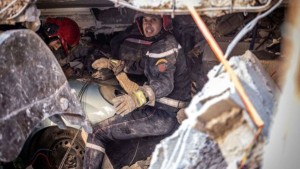 Ascienden a 1.037 los muertos en Marruecos por el terremoto de magnitud 7