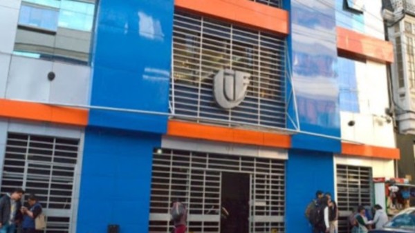 Foto: Referencial. Frontis de la UIF en La Paz