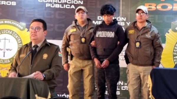 Policía presenta al autor del crimen que terminó con la vida del un niño de 3 años.
