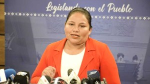 La diputada Choque “no cree en la democracia ni en los derechos humanos