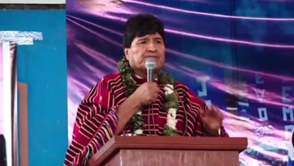 Evo Morales en la inauguración del X congreso del MAS