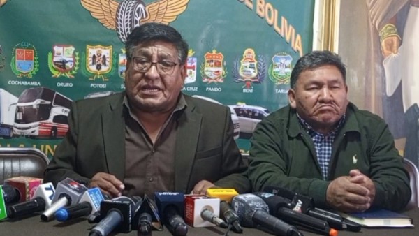 Lucio Gómez, secretario ejecutivo de la Confederación Sindical de Choferes de Bolivia.