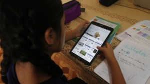 Universidad Gabriel René Moreno y privadas de libertad alistan convenio para clases virtuales