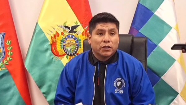 El senador Leonardo Loza. Foto: Captura