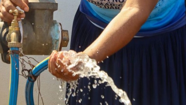 Incremento de tarifa por consumo de agua afectará al 10% de usuarios. Foto: Referencial