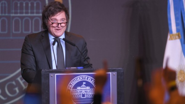 Javier Milei en su primer discurso como presidente Electo. Foto: TELAM