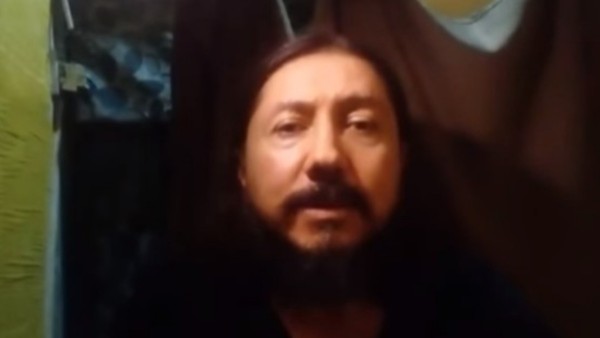 Marcel Rivas el día que ingresó a huelga de hambre. Foto: captura