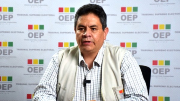 Secretario de Cámara del TSE, Fenando Arteaga. Foto: TSE