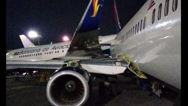 Una ala de un avión alquilado de BoA fue dañada. Foto: Marcelo Pedrazas