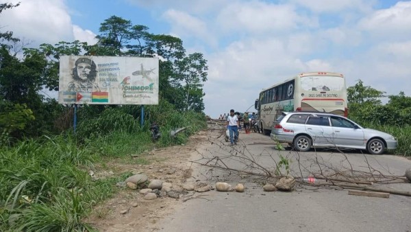 El bloqueo en el Chapare. Foto: Kawsachun Coca
