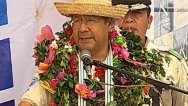 Presidente Luis Arce, en un acto en El Puente. Foto: captura video