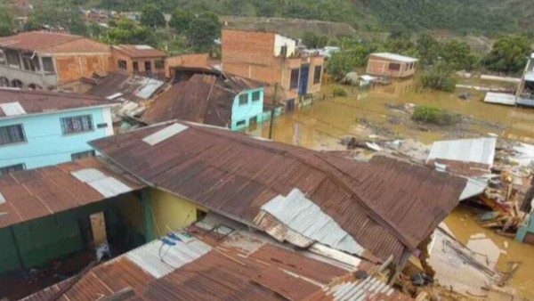 Así se encuentra la población de Tipuani, afectada por las últimas lluvias. ABI