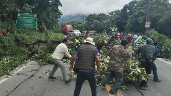 Bloqueo en la zona del Locotal, en Cochabamba. Foto: RKC