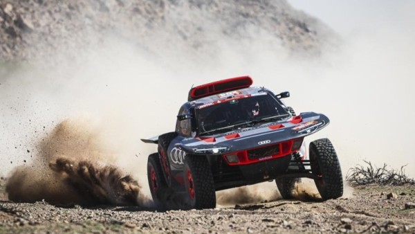 El piloto español Carlos Sainz (Audi) en el Rally Dakar 2024.   Foto: A.S.O. / ANTONIN VINCENT / DPPI