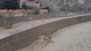 Lluvia sostenida de 7 horas despierta alerta por crecida de ríos en La Paz