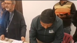 Oruro: Tras segundo día de conflicto, firman acuerdo y se mantiene la tarifa de pasajes