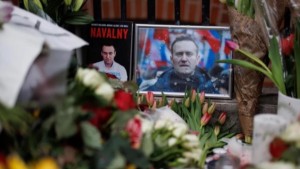 Tribunal ruso examinará denuncia de la madre de Navalni para pedir el cuerpo del opositor