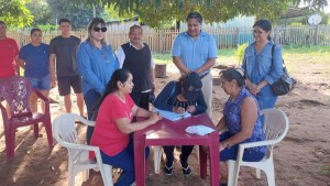 Al menos 100 familias llegaron a Piso Firme para el censo, la encuesta comenzó con un día de retraso