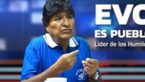 Sobre viajes, Evo Morales afirma que le mandan aviones privados por seguridad