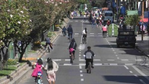 Mañana se desarrollará el Día del Peatón y el Ciclista en Cochabamba; la terminal suspenderá viajes