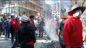 Marcha del magisterio urbano en La Paz. Foto: Captura