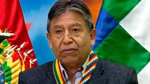 Senadores alistan 4 acciones de cumplimiento contra Choquehuanca y denuncian dilación