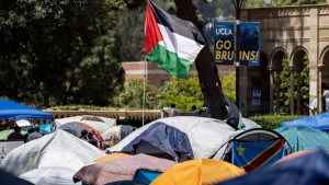 El campamento en la Universidad de California.